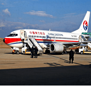 瑷珲航空快运业稳步发展的原因是什么？